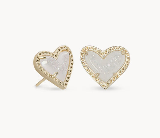 Ari Heart Stud Earrings